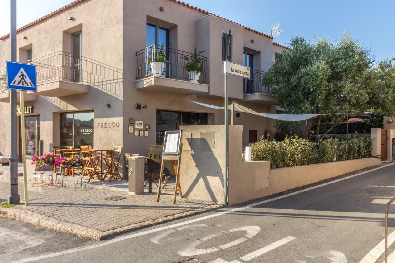 Apartamento Petra Sarda San Pantaleo Exterior foto